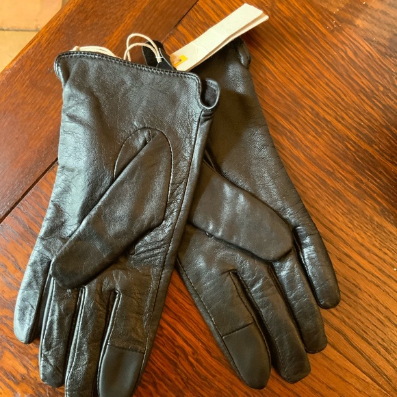 Gap Smart phone Gloves NWT - Picture 3 of 3